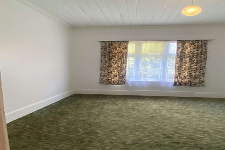 Photo of property in 32 Forest Street, Tapanui, 9522