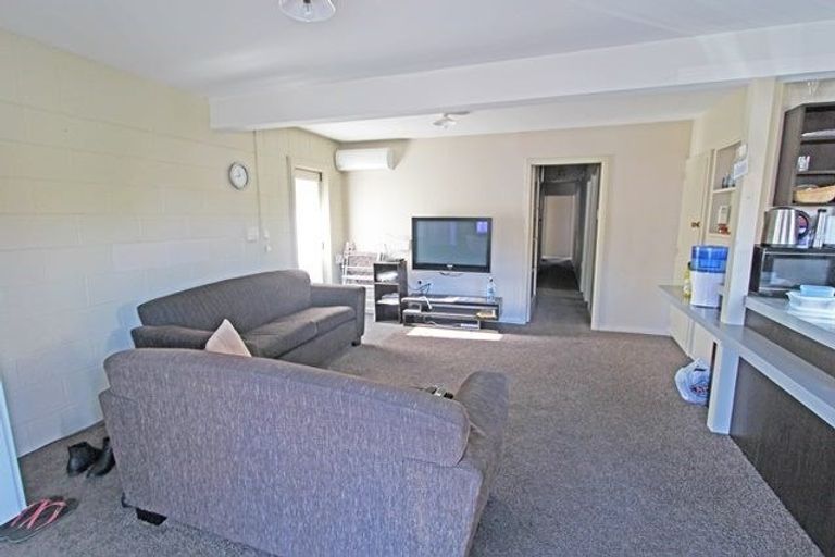Photo of property in 9 Ethel Mcmillan Place, North Dunedin, Dunedin, 9016