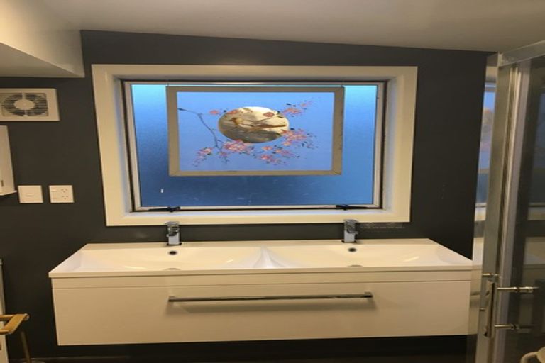 Photo of property in 369 Marine Parade, New Brighton, Christchurch, 8061