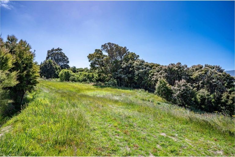 Photo of property in 36 Cemetery Road, Wainui, French Farm, 7582