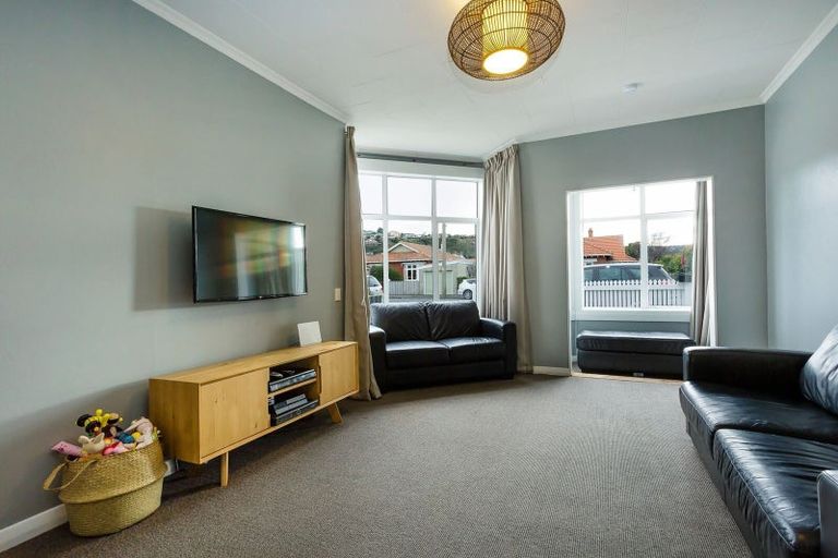 Photo of property in 30 Coughtrey Street, Saint Clair, Dunedin, 9012