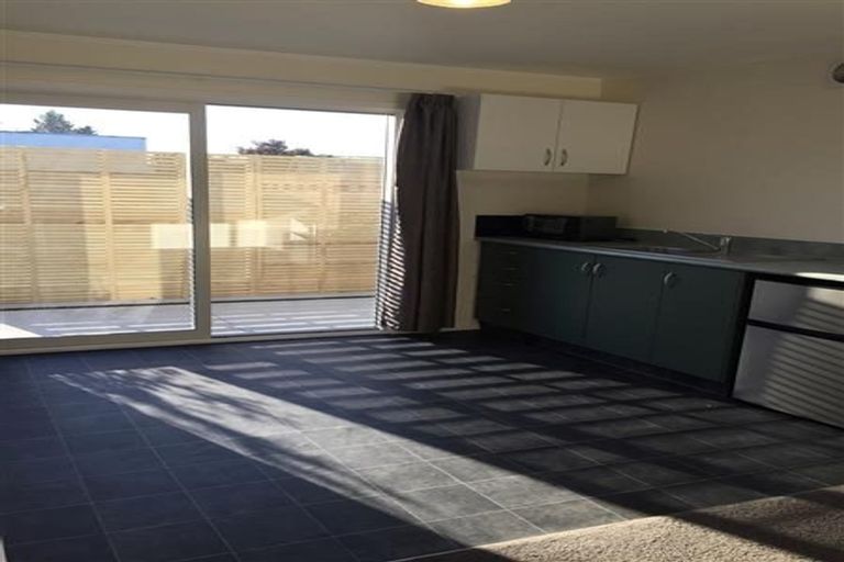 Photo of property in 122 Flaxmere Avenue, Flaxmere, Hastings, 4120