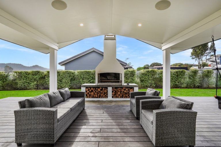 Photo of property in 17 Pohutukawa Drive, Eskdale, Napier, 4182