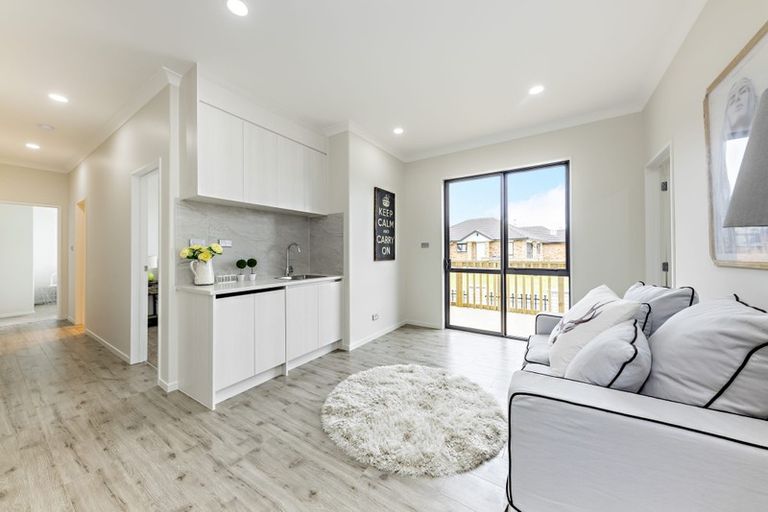 Photo of property in 11 Lavey Road, Flat Bush, Auckland, 2019