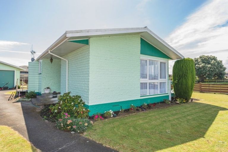 Photo of property in 23 Karamu Street, Tawhero, Whanganui, 4501