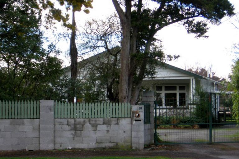 Photo of property in 19 Roberts Road, Lansdowne, Masterton, 5810