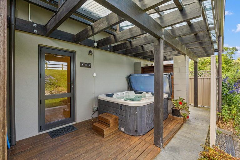 Photo of property in 30 Bridle Creek Road, Raglan, 3295