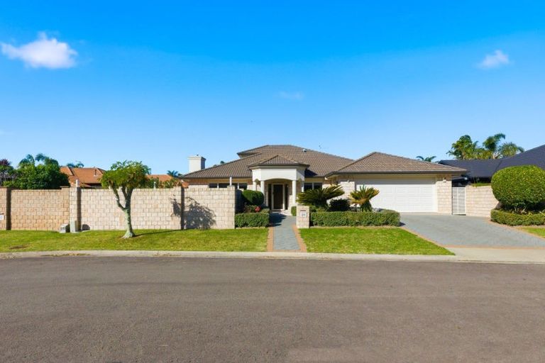 Photo of property in 29 Saint Heliers Place, Papamoa Beach, Papamoa, 3118