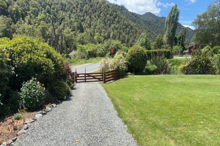 Photo of property in 702-708 Mangles Vly Road, Mangles Valley, Murchison, 7077