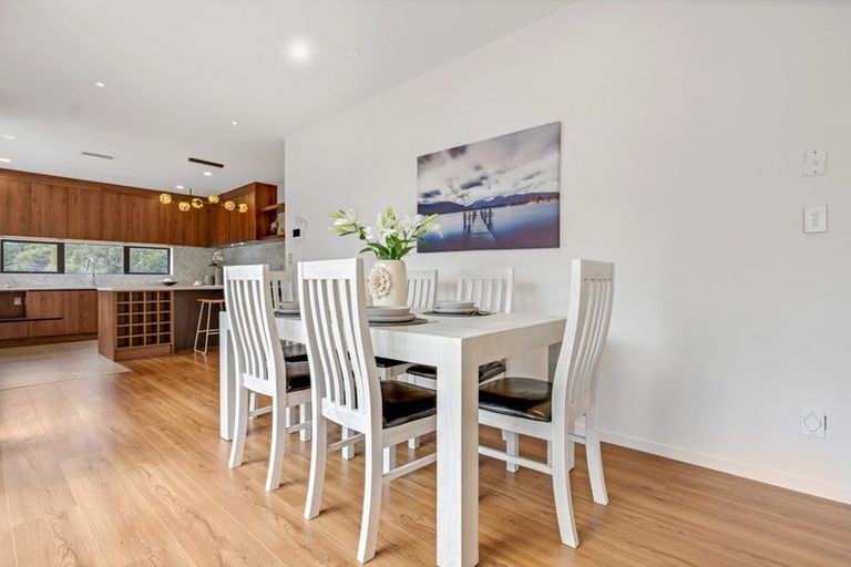 Photo of property in 25 Tannaghmore Drive, Flat Bush, Auckland, 2019