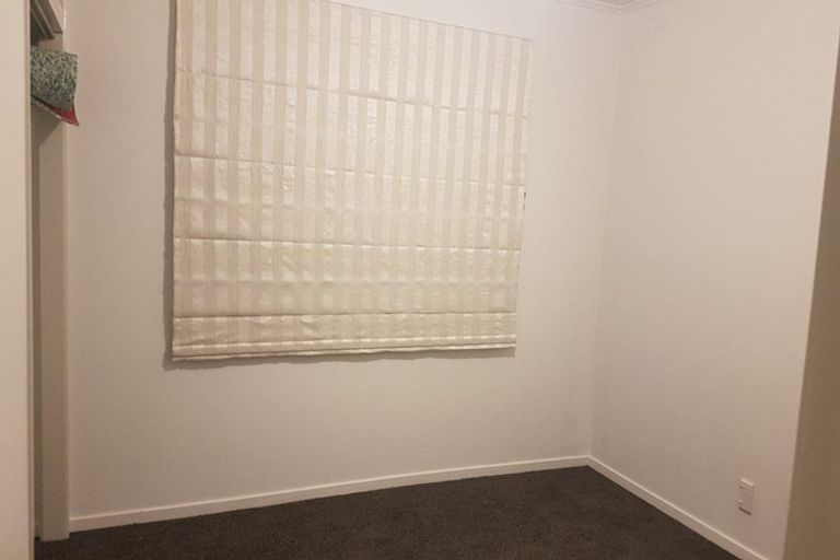 Photo of property in 45 Sunline Avenue, Massey, Auckland, 0614