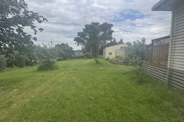 Photo of property in 14 Nukuroa Road, Oruawharo, Wellsford, 0975