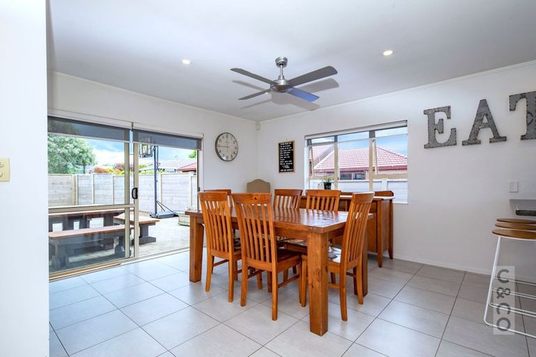 Photo of property in 19 Merlot Heights, Huapai, Kumeu, 0810