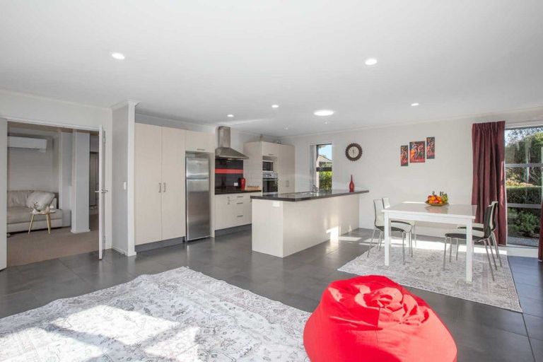 Photo of property in 9 Angus Way, Nikau Valley, Paraparaumu, 5032