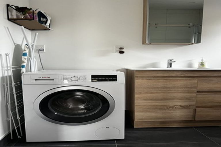 Photo of property in 74 Cologne Street, Martinborough, 5711