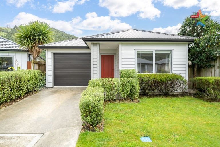 Photo of property in 9 Te Toru Street, Taita, Lower Hutt, 5011