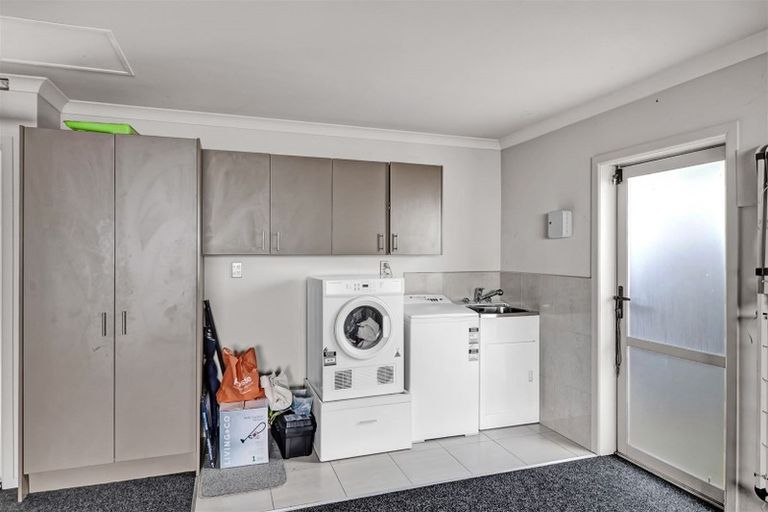 Photo of property in 7a Dives Avenue, Hawera, 4610