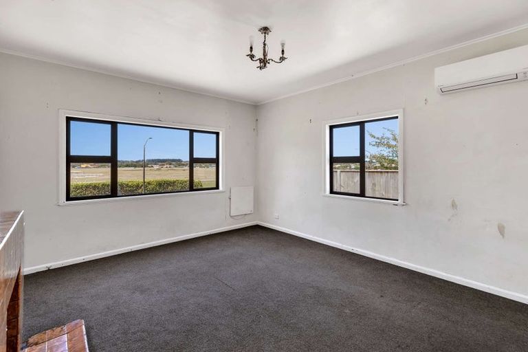 Photo of property in 27 Jackson Street, College Estate, Whanganui, 4500