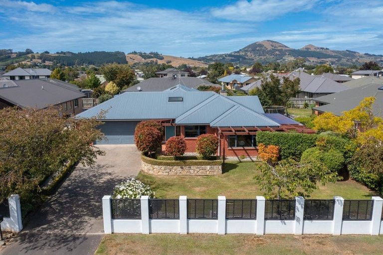 Photo of property in 16 Fenty Place, Mosgiel, 9024