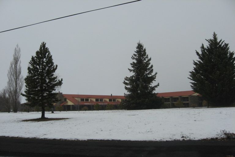 Photo of property in 10 Glenbrook Crescent, Twizel, 7901