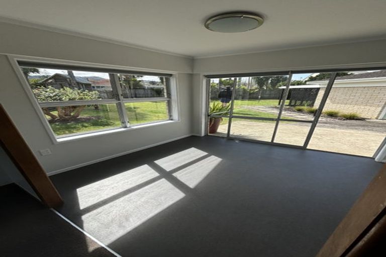 Photo of property in 6 Kotare Crescent, Maunu, Whangarei, 0110