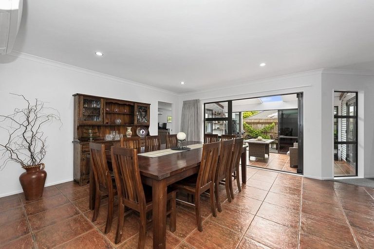 Photo of property in 28 Palliser Drive, Huntington, Hamilton, 3210