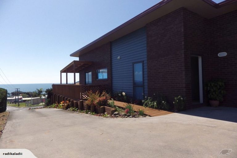 Photo of property in 2 Christine Drive, Coopers Beach, 0420