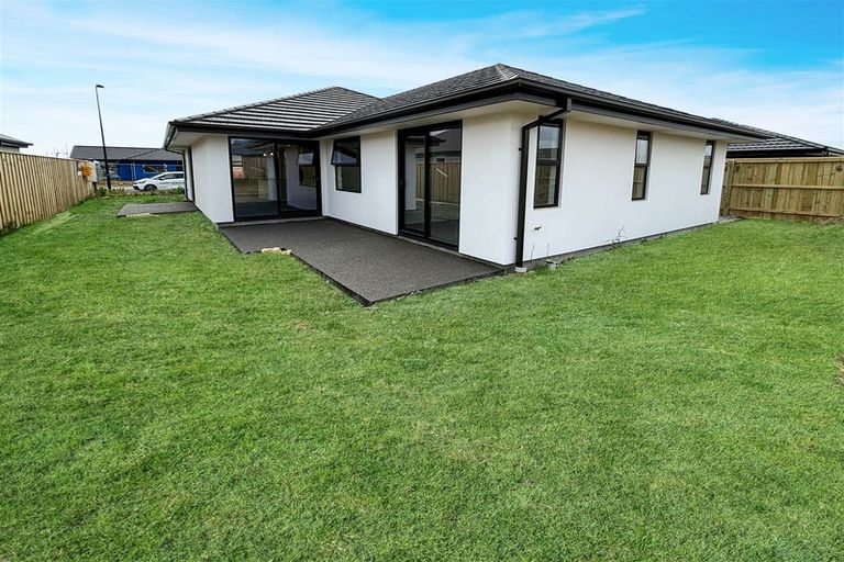 Photo of property in 27 Muldowney Drive, Rolleston, 7614