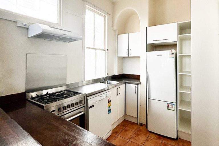 Photo of property in 33a Hankey Street, Mount Cook, Wellington, 6011