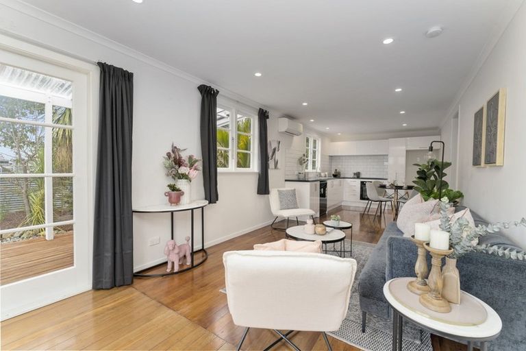 Photo of property in 7 Dunstan Street, Otaki, 5512