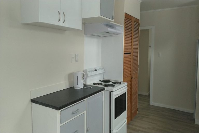 Photo of property in 1/37 Biddle Crescent, Taita, Lower Hutt, 5011