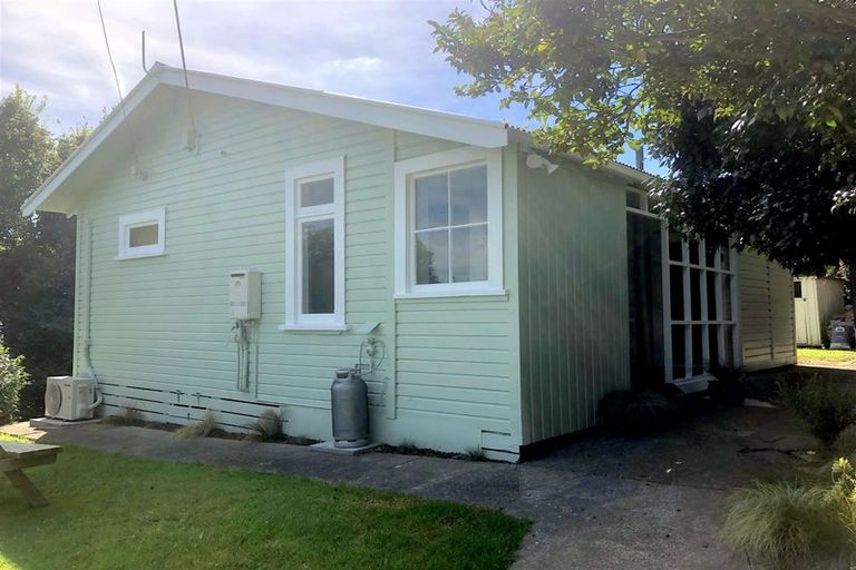 Photo of property in 5 Kitchener Street, Waipukurau, 4200