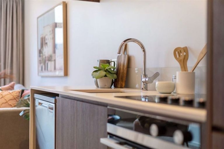 Photo of property in 1/149 Onepu Road, Lyall Bay, Wellington, 6022