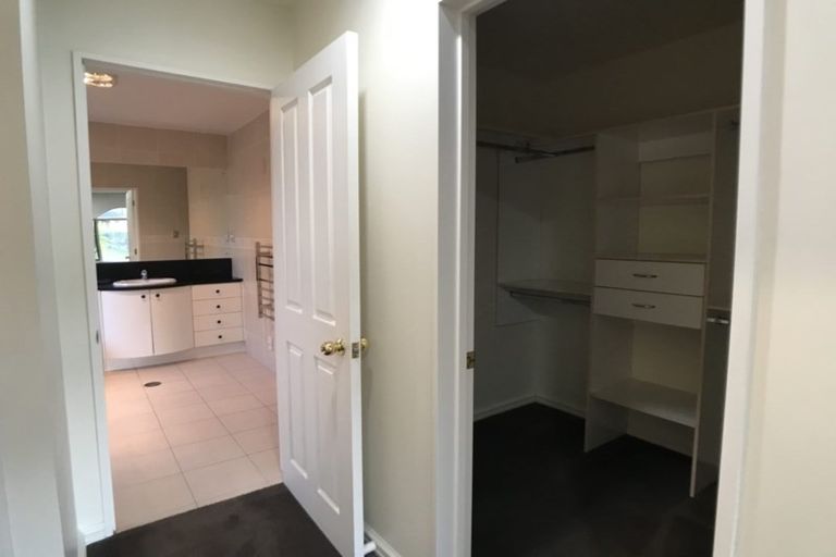 Photo of property in 31 Killybegs Drive, Pinehill, Auckland, 0632