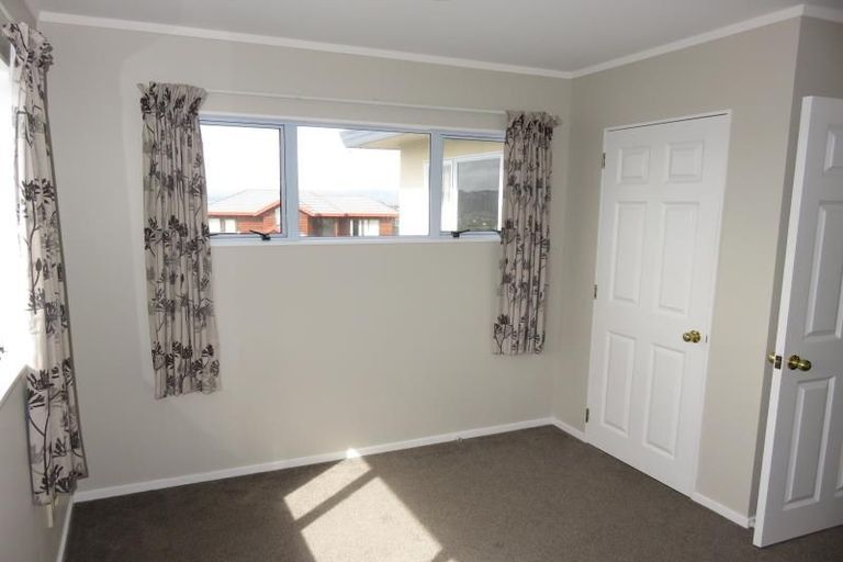 Photo of property in 5 Bathgate Street, Johnsonville, Wellington, 6037