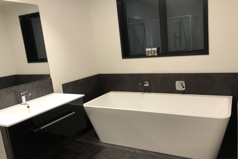 Photo of property in 117 Penruddock Rise, Westmorland, Christchurch, 8025