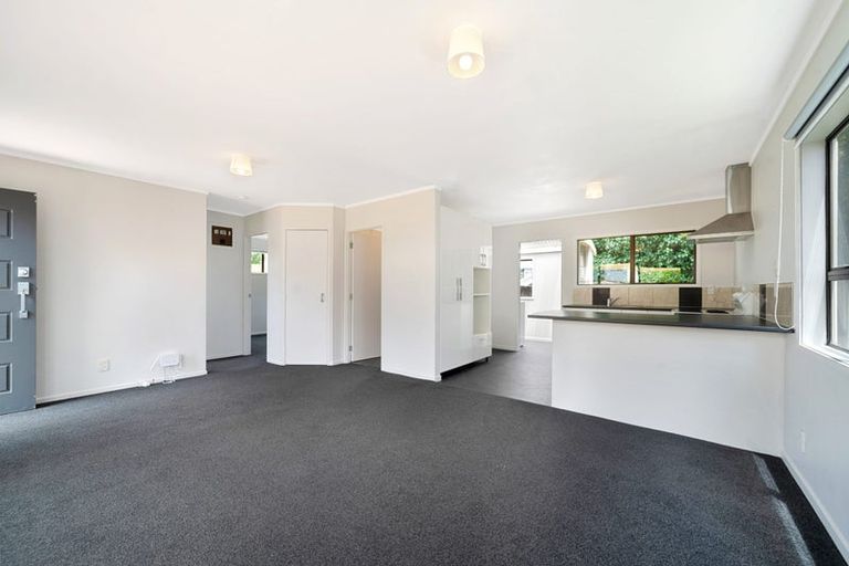 Photo of property in 1/11 Ranui Station Road, Ranui, Auckland, 0612