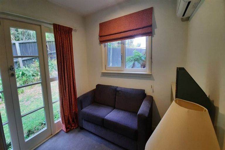 Photo of property in 9 Macmillan Avenue, Cashmere, Christchurch, 8022