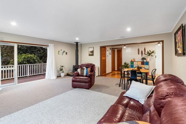 Photo of property in 24 Trigg Road, Huapai, Kumeu, 0810
