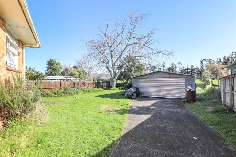 Photo of property in 76 Great South Road, Huntly, 3700