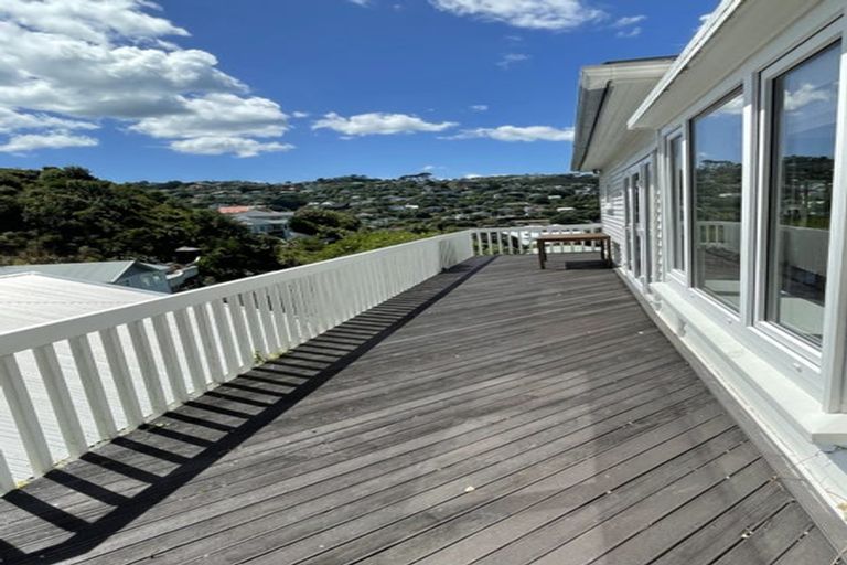 Photo of property in 112 Eden Street, Island Bay, Wellington, 6023