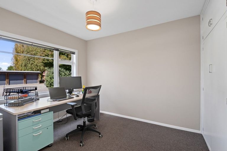 Photo of property in 21 Mcsaveneys Road, Marshland, Christchurch, 8051