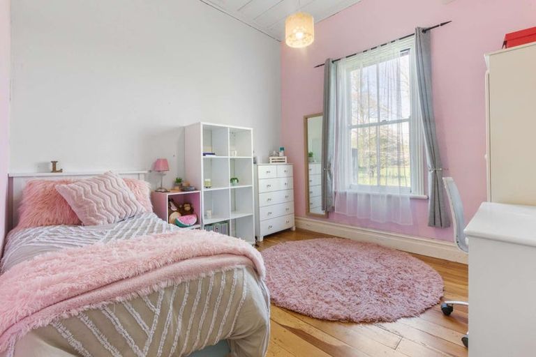 Photo of property in 21 Simmond Road, Karamu, Hamilton, 3285