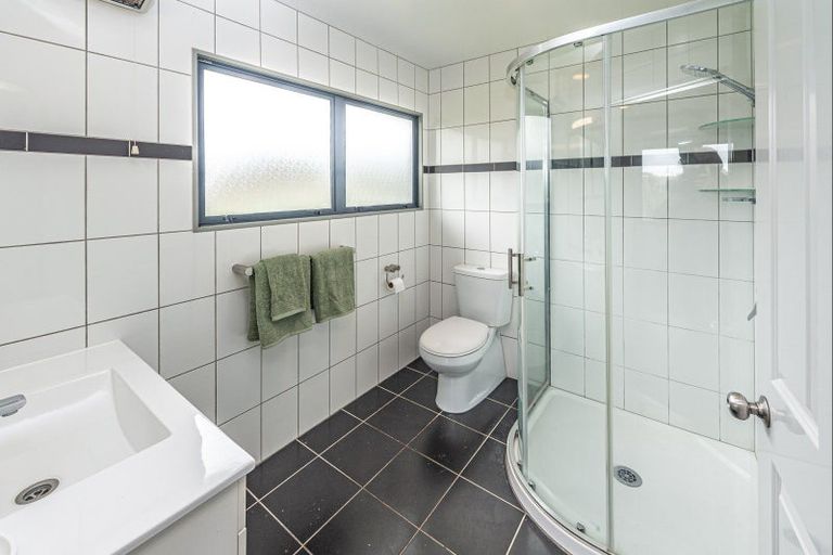 Photo of property in 43 Kakaho Drive, Tawhero, Whanganui, 4501