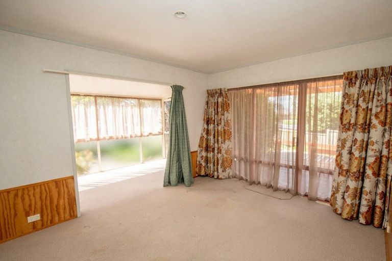 Photo of property in 50 Darlington Street, Ngatea, 3503