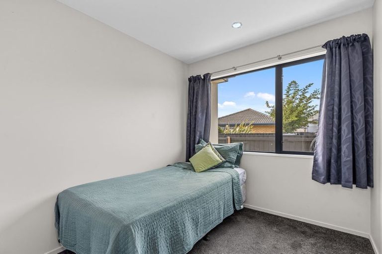 Photo of property in 8 Brightstone Crescent, Aranui, Christchurch, 8061