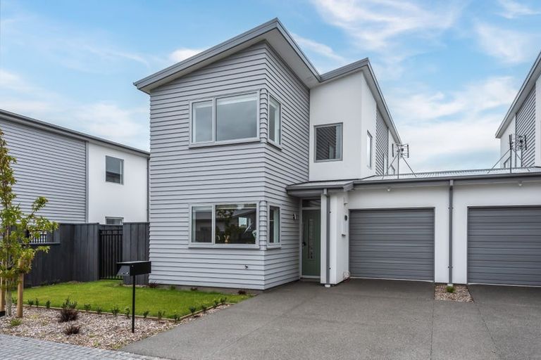 Photo of property in 9 Kakapo Lane, Redwood, Christchurch, 8051
