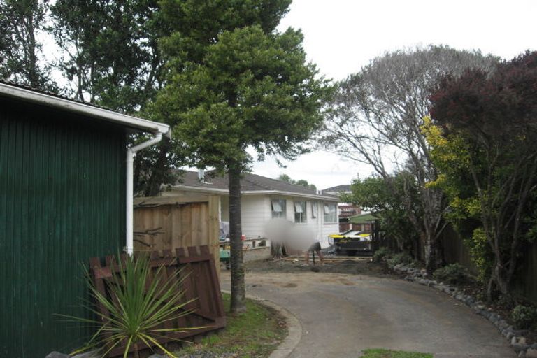 Photo of property in 13 Nan Place, Pakuranga Heights, Auckland, 2010