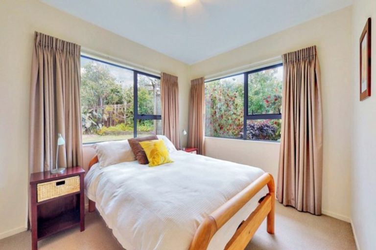 Photo of property in 21 Athenree Road, Athenree, Katikati, 3177