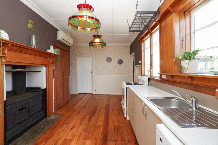 Photo of property in 69 Clemow Road, Fitzroy, New Plymouth, 4312